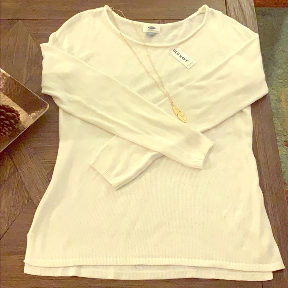 White Old Navy Sweater